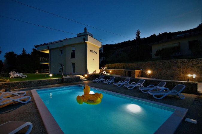 Sunny apartments Lovran - Villa Two Angels, Villa Perla, Apartment Carissima Lovran