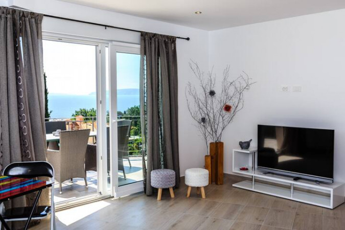 Apartment 3, Sunny apartments Lovran - Villa Two Angels, Villa Perla, Apartment Carissima Lovran
