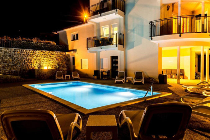 Sunny apartments Lovran - Villa Two Angels, Villa Perla, Apartment Carissima Lovran