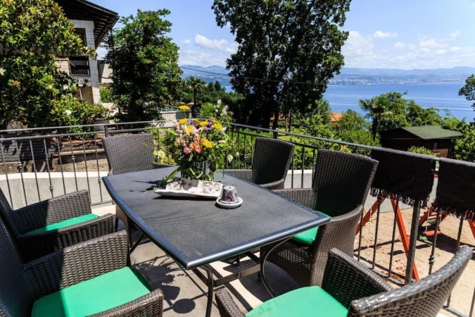 Apartment 2, Sunny apartments Lovran - Villa Two Angels, Villa Perla, Apartment Carissima Lovran