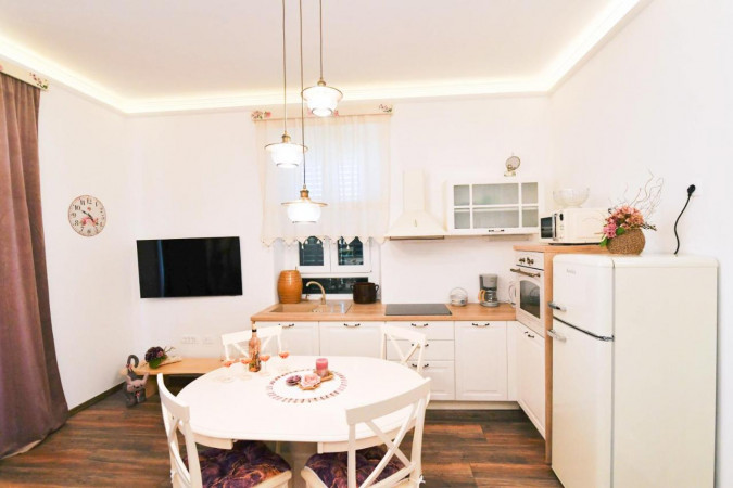 Sunny apartments Lovran - Villa Two Angels, Villa Perla, Apartment Carissima Lovran